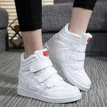 Load image into Gallery viewer, Warm Plush Sneakers