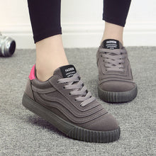 Load image into Gallery viewer, Feminino Sneakers