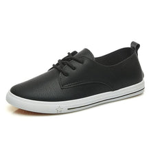 Load image into Gallery viewer, Classic Leather Low Sneakers