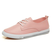 Load image into Gallery viewer, Classic Leather Low Sneakers