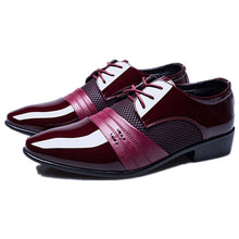 Load image into Gallery viewer, Glisten Low Top Shoes