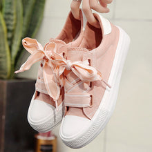 Load image into Gallery viewer, Butterfly Knot Sewing Shoes